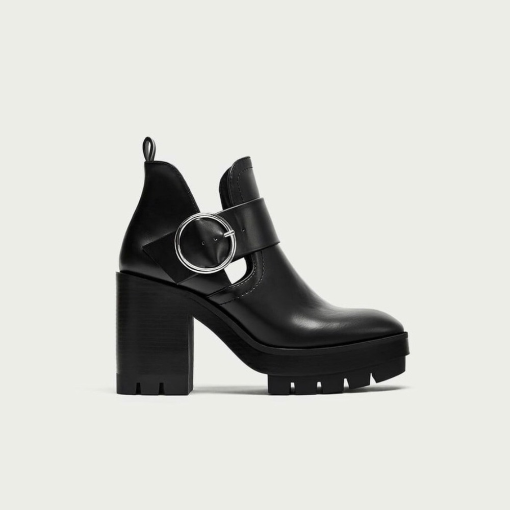 ZARA Trafuluc Black Chunky Ankle Boots